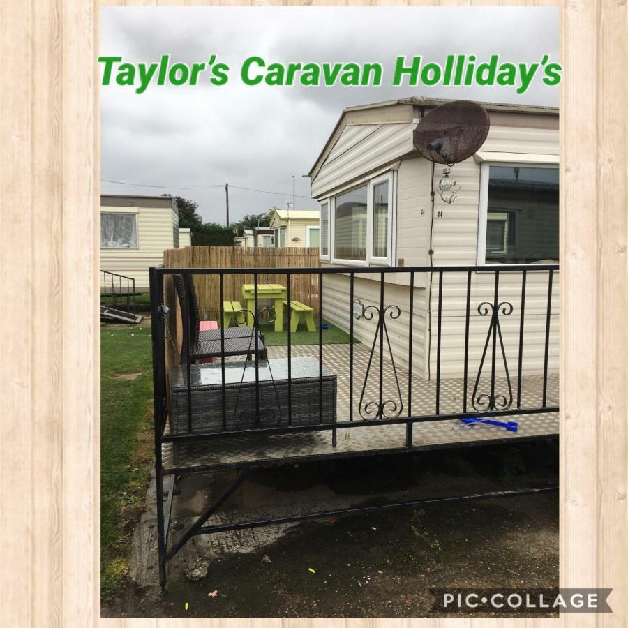 4 Bedroom Caravan Ingoldmells Skegness Екстериор снимка